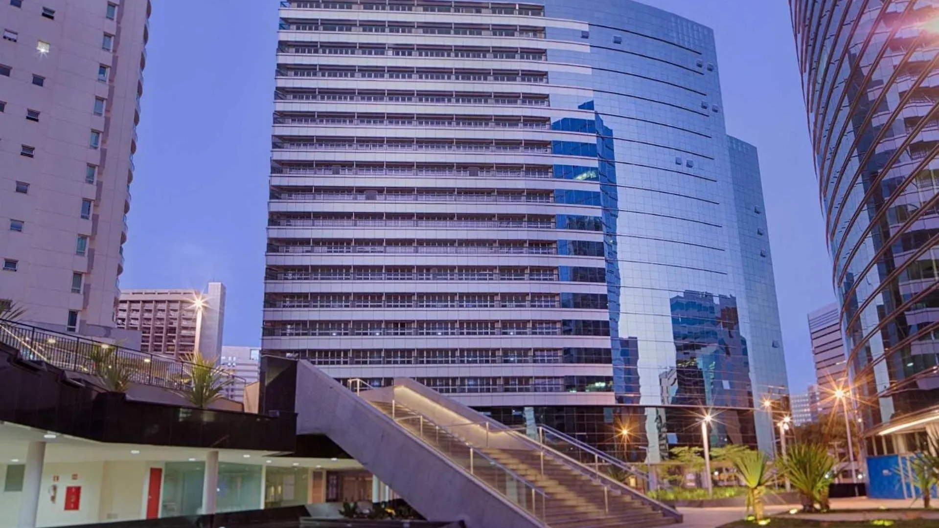 아파트 F616 Fj Flat Com Wi-Fi Exclusivo Em Regiao Central 브라질리아